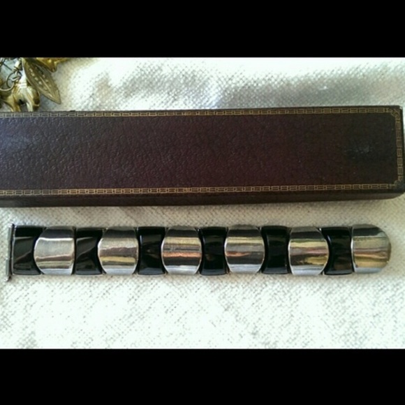 Vintage Saks Fifth  silver and black onyx bracelet - Picture 2 of 4